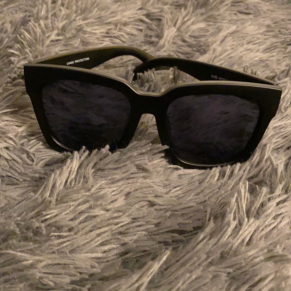 Oversized Horned Rim Thick Plastic Sunglasses